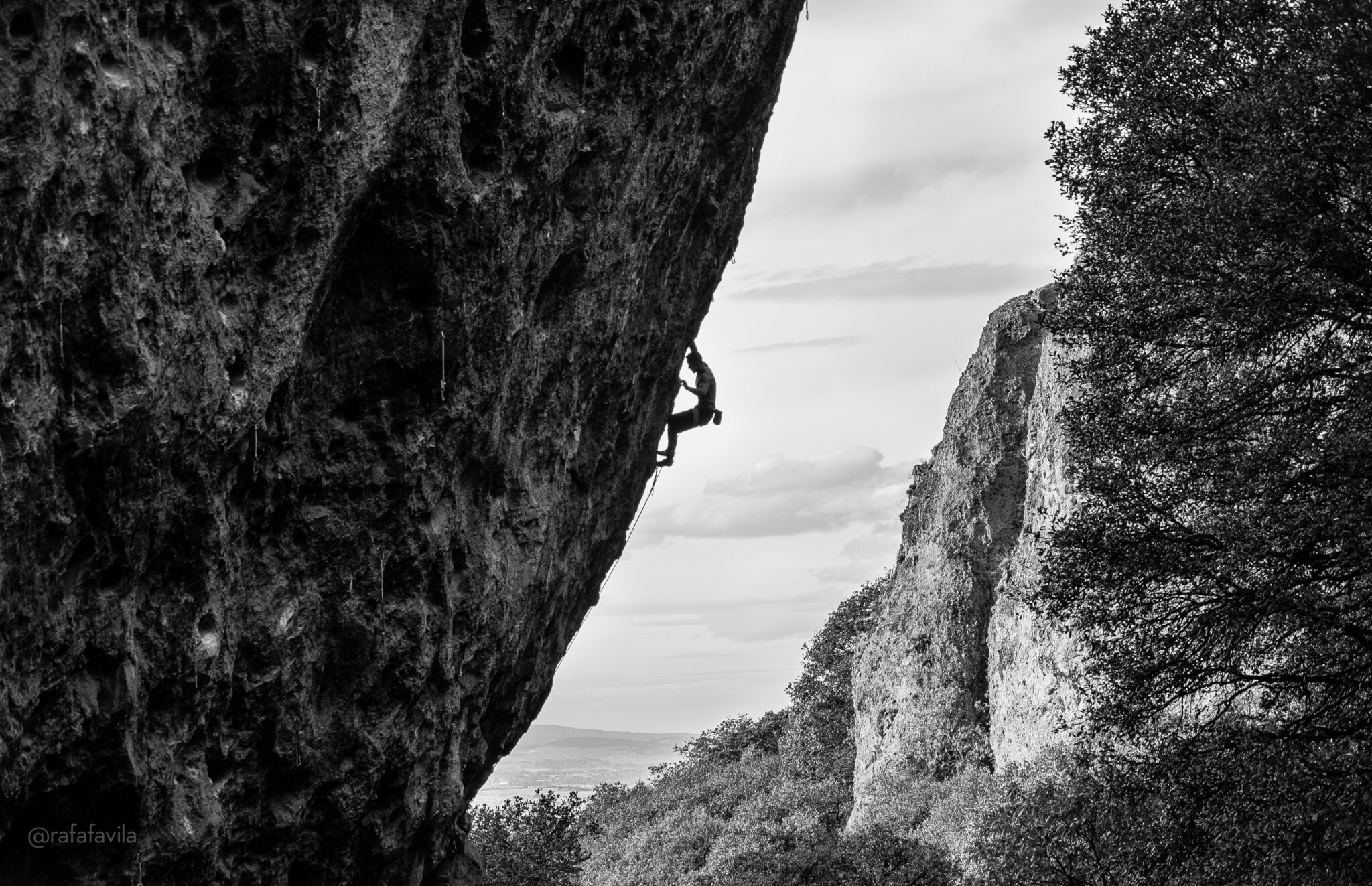 Jilotepec a rock climbing crag near to mexico city, Mondragon is climbing an overhanging wall